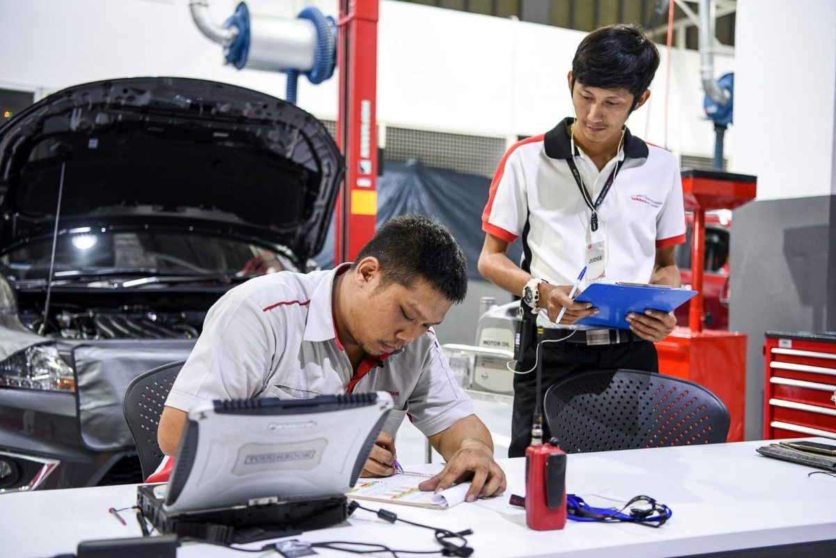 Nissan puts strong customer service Nissan Thailand